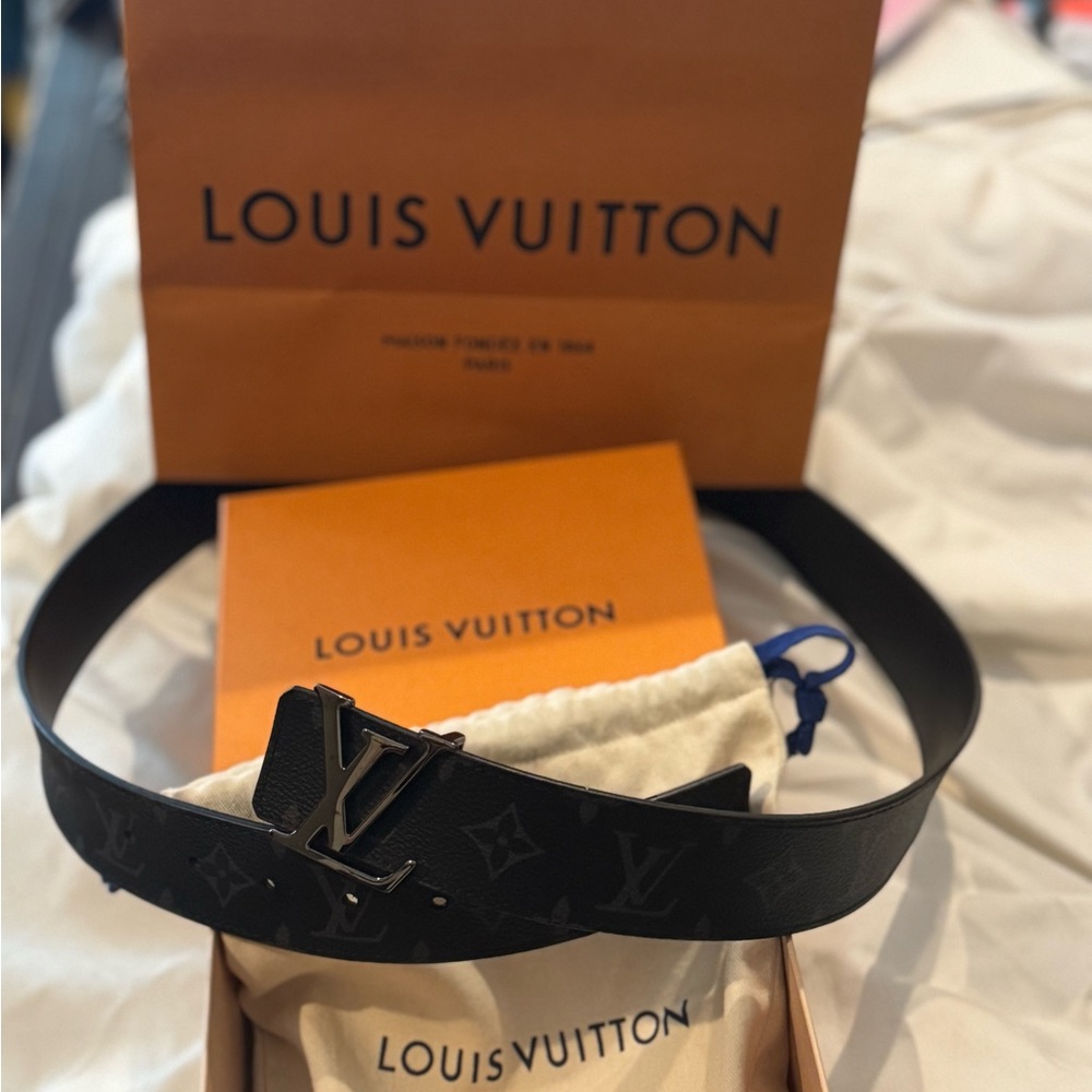 Louis Vuitton Belt (Black)